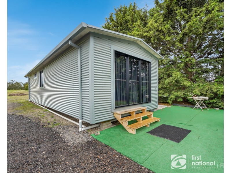 16B Madelyn Court, Cranbourne South VIC 3977