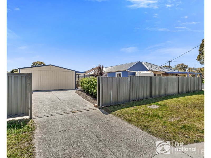 6 Chomley Street, Cranbourne VIC 3977
