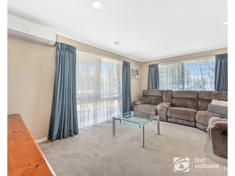 6 Chomley Street, Cranbourne VIC 3977