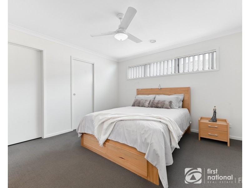 35 Campaspe Street, Clyde North VIC 3978