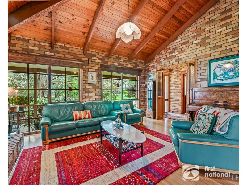 16 Ballarto Road, Clyde VIC 3978