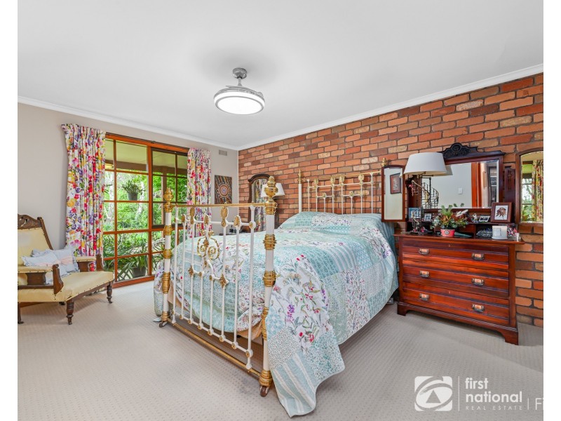 16 Ballarto Road, Clyde VIC 3978