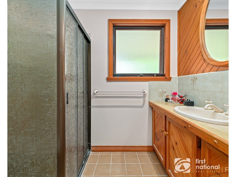 16 Ballarto Road, Clyde VIC 3978