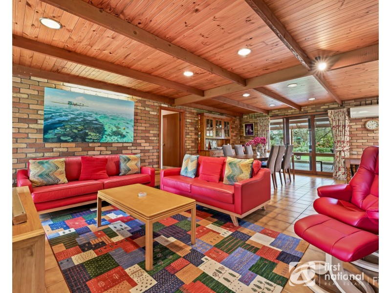 16 Ballarto Road, Clyde VIC 3978