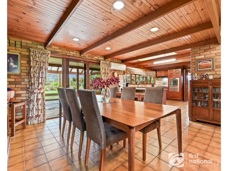 16 Ballarto Road, Clyde VIC 3978