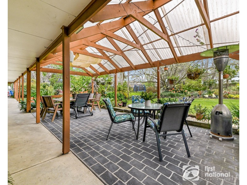 16 Ballarto Road, Clyde VIC 3978