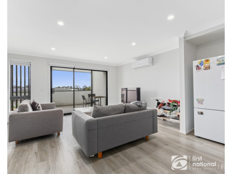 5 Daphne Walk, Clyde VIC 3978