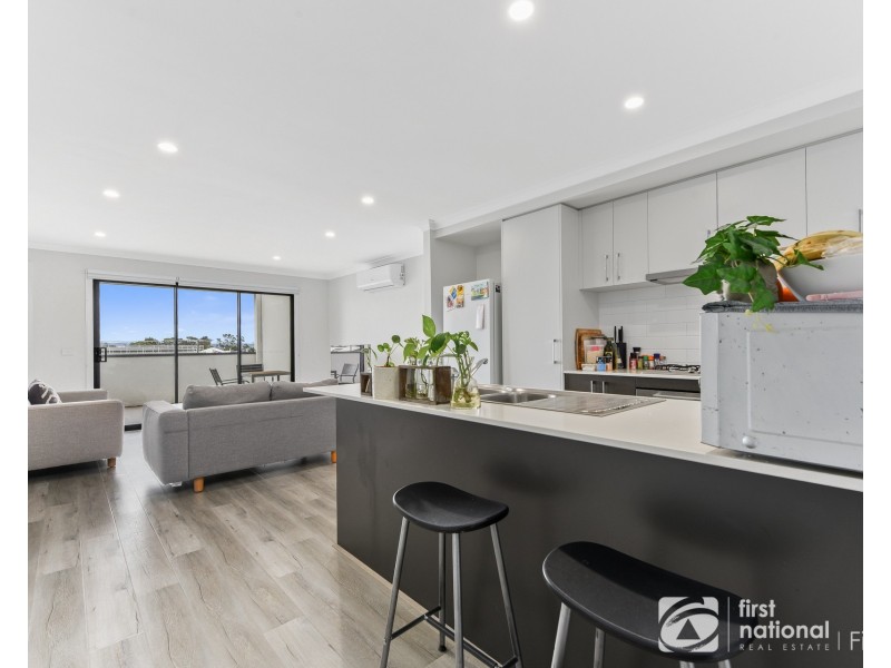 5 Daphne Walk, Clyde VIC 3978