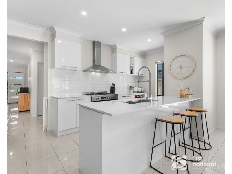 12 Sambur Road, Tooradin VIC 3980