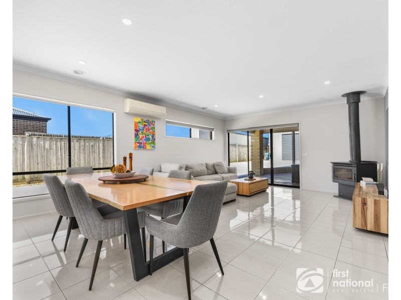 12 Sambur Road, Tooradin VIC 3980