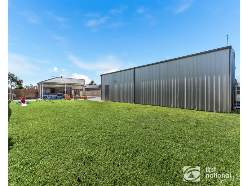 12 Sambur Road, Tooradin VIC 3980