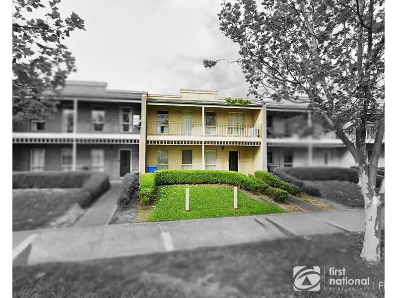 5/10 Parkhill Drive, Berwick VIC 3806