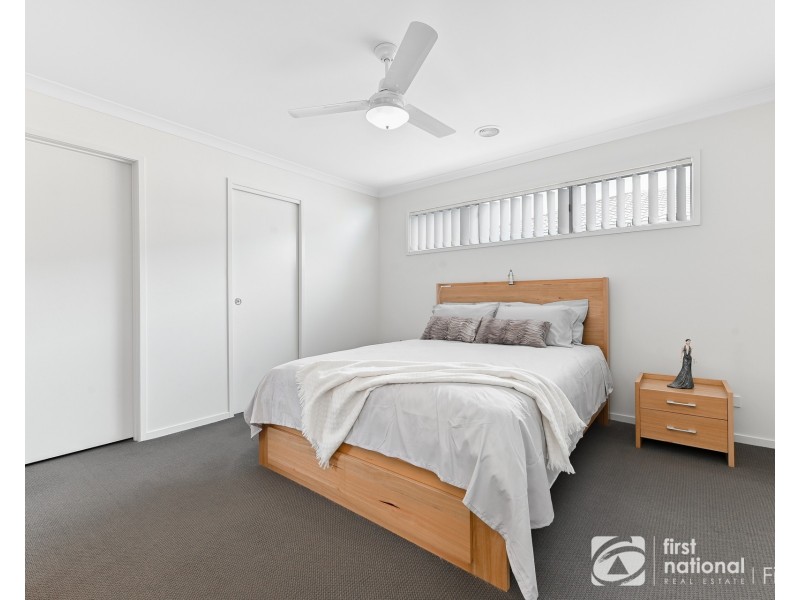 35 Campaspe Street, Clyde North VIC 3978
