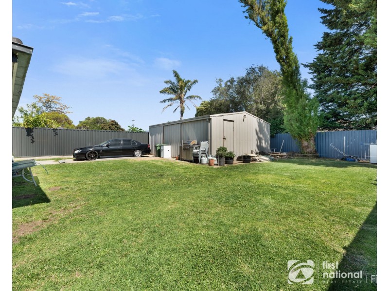 23 Circle Drive North, Cranbourne VIC 3977