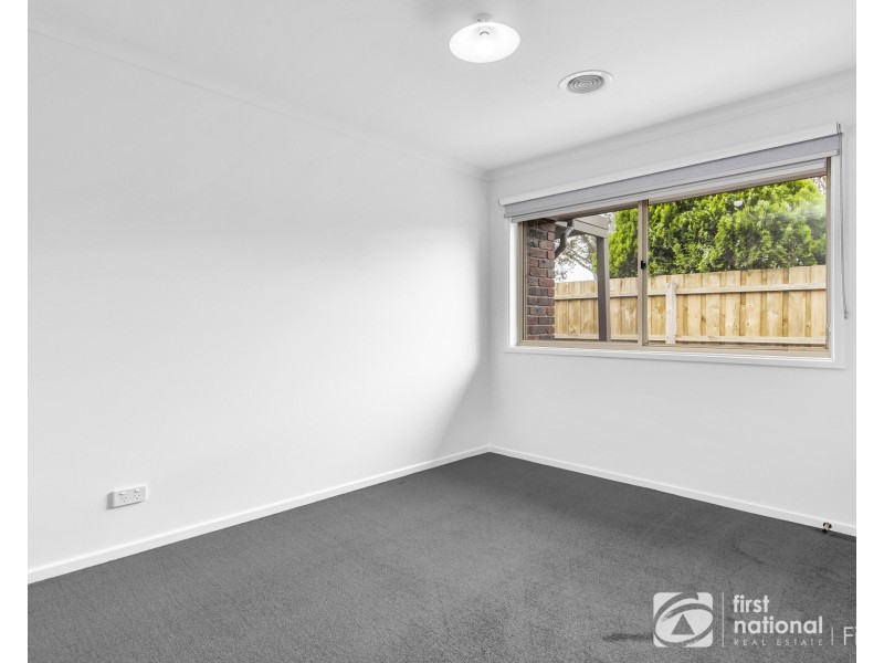 1/6 Delmont Court, Cranbourne VIC 3977
