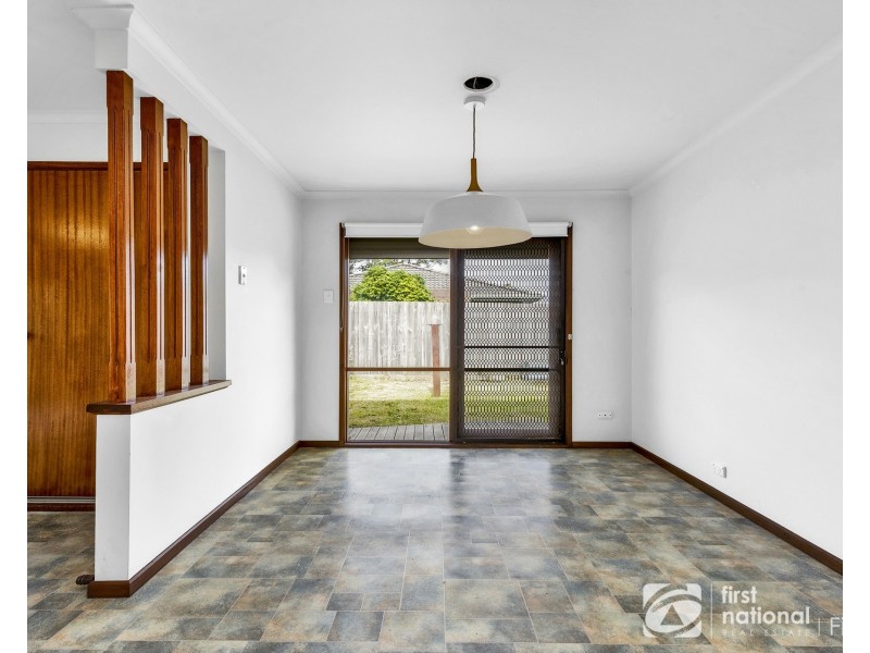 2/28 Duff Street, Cranbourne VIC 3977
