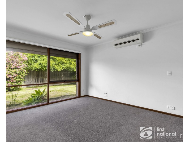 2/28 Duff Street, Cranbourne VIC 3977