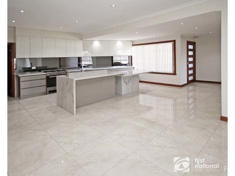 85 Clyde-Five Ways Road, Clyde VIC 3978