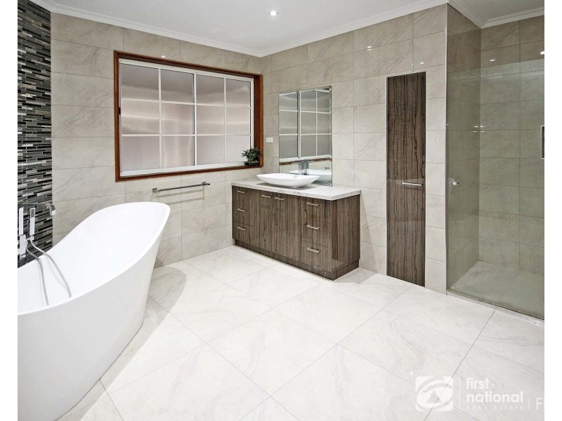 85 Clyde-Five Ways Road, Clyde VIC 3978