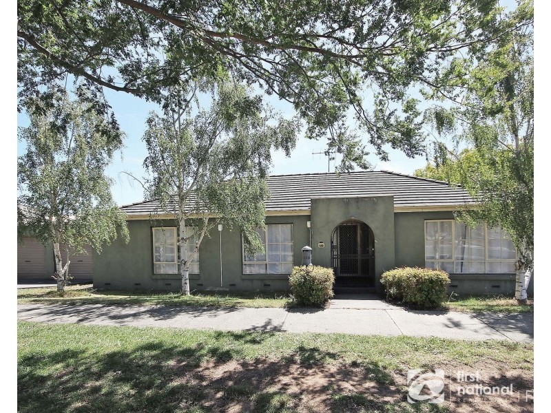 139 Bemersyde Drive, Berwick VIC 3806