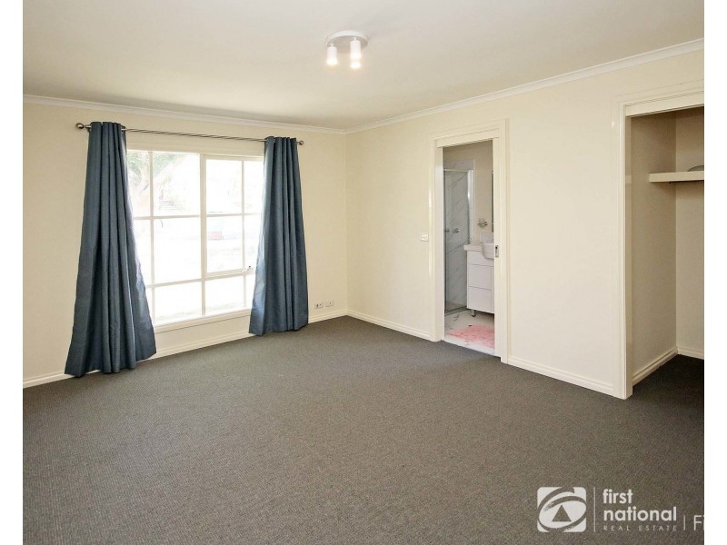 139 Bemersyde Drive, Berwick VIC 3806