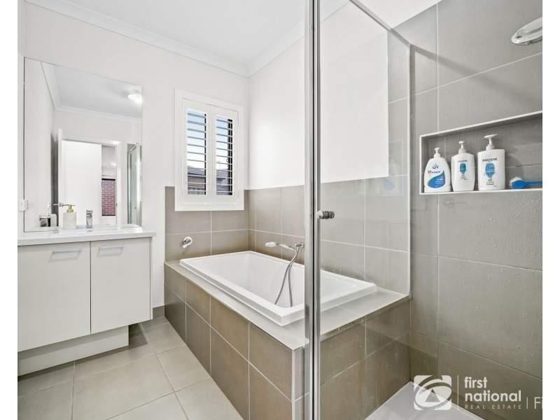 22 Damice Street, Clyde North VIC 3978