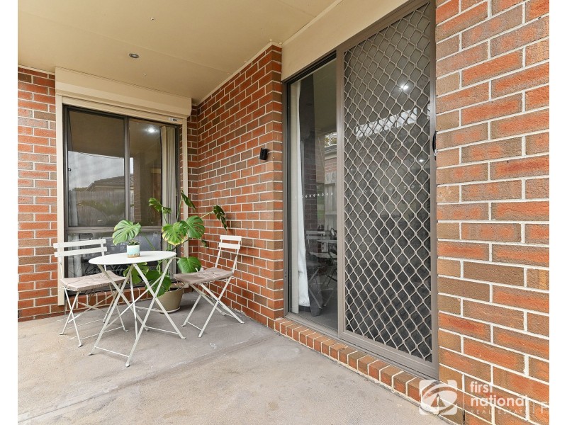 5/11-13 Elizabeth Street, Cranbourne North VIC 3977