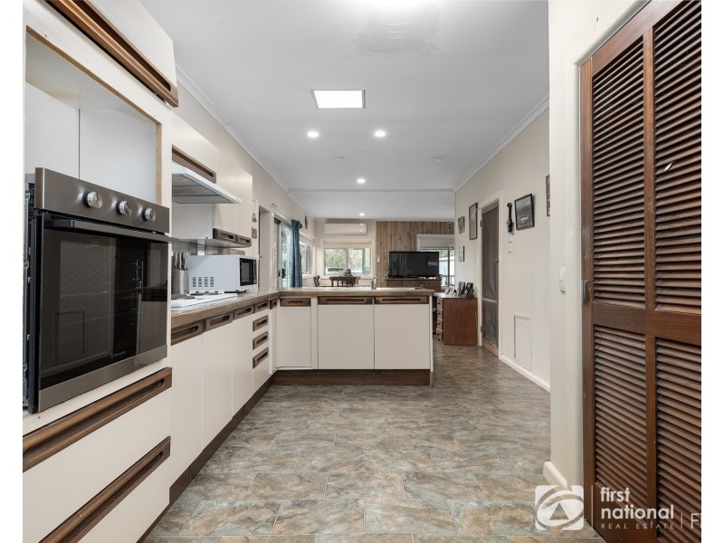 191-193 Smiths Lane, Cranbourne South VIC 3977