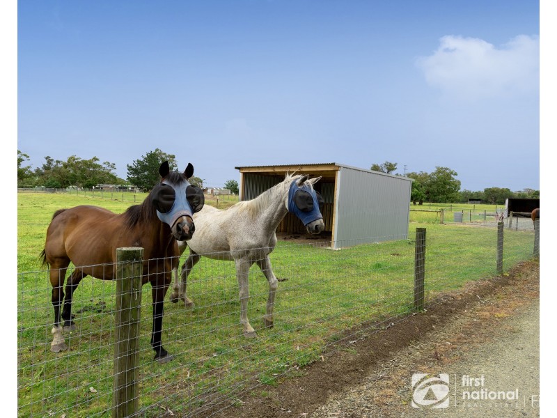 191-193 Smiths Lane, Cranbourne South VIC 3977