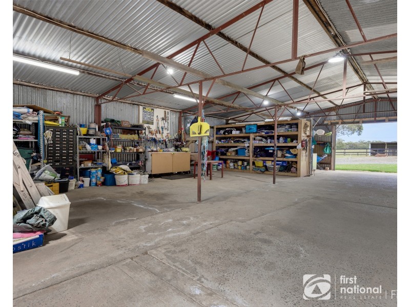 191-193 Smiths Lane, Cranbourne South VIC 3977