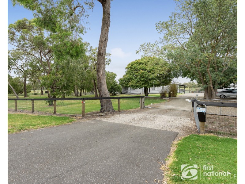 191-193 Smiths Lane, Cranbourne South VIC 3977