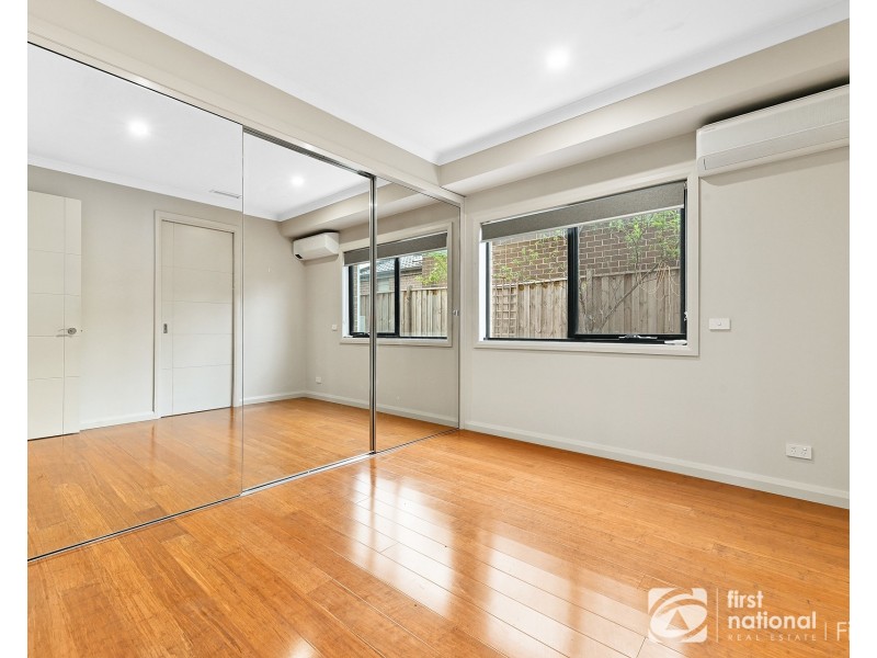 34 Brightstone Drive, Clyde North VIC 3978