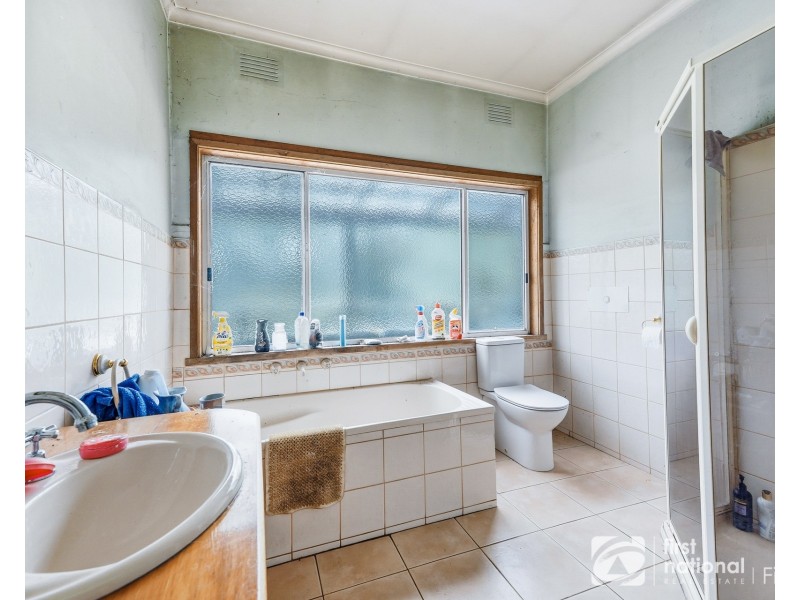 2 Seaview Court, Nyora VIC 3987