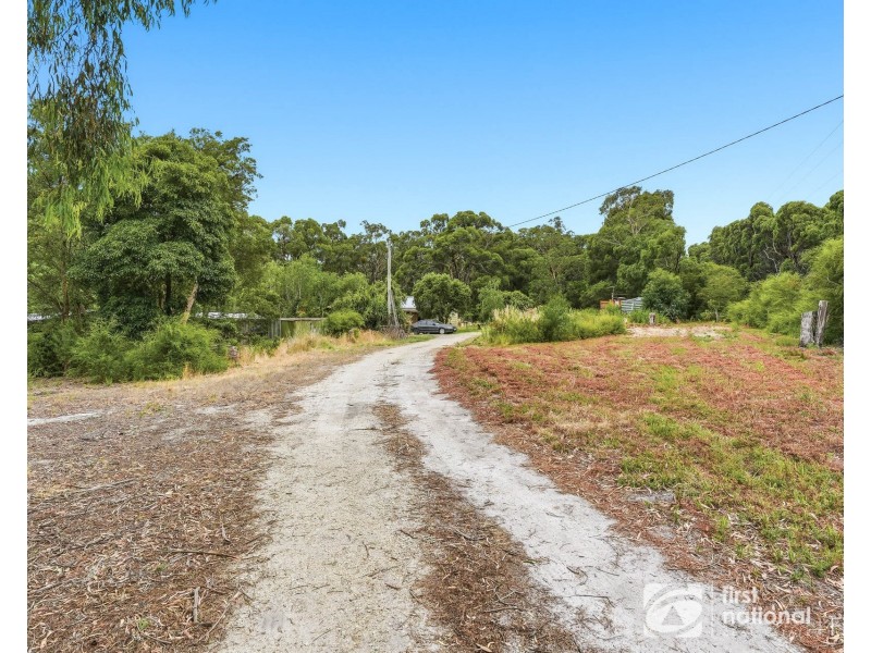 2 Seaview Court, Nyora VIC 3987