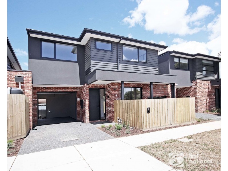 14c Bruce Street, Cranbourne VIC 3977