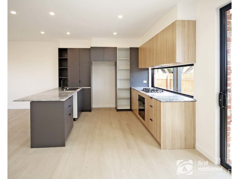 14c Bruce Street, Cranbourne VIC 3977