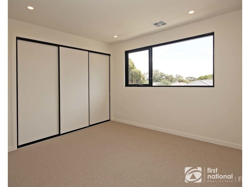 14c Bruce Street, Cranbourne VIC 3977
