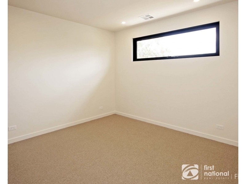 14c Bruce Street, Cranbourne VIC 3977