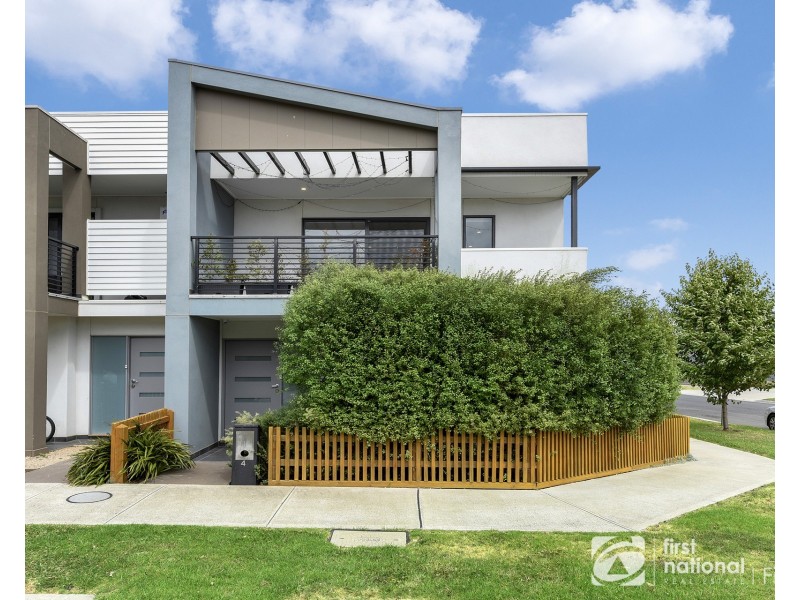 4 Lumeah Drive, Cranbourne West VIC 3977