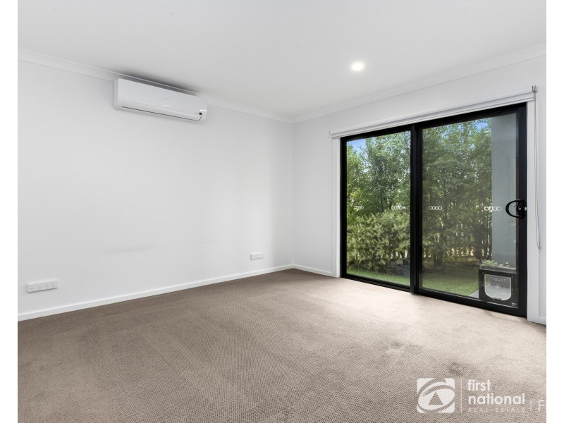 4 Lumeah Drive, Cranbourne West VIC 3977