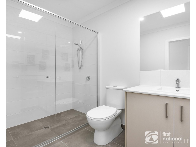 4 Lumeah Drive, Cranbourne West VIC 3977