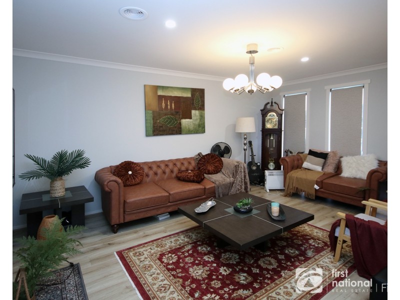 11 Renoir Avenue, Pakenham VIC 3810