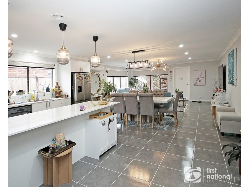 11 Renoir Avenue, Pakenham VIC 3810