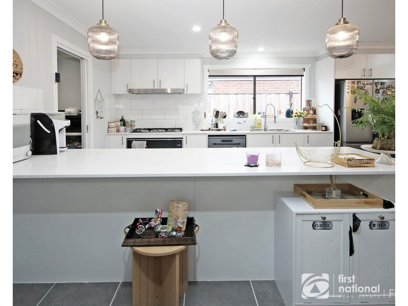 11 Renoir Avenue, Pakenham VIC 3810