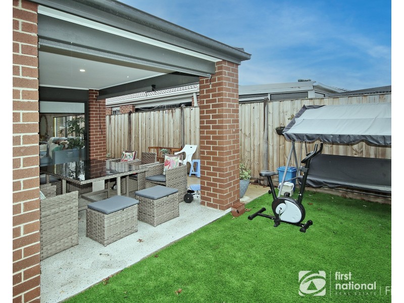 11 Renoir Avenue, Pakenham VIC 3810