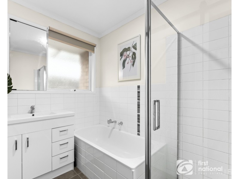 134 Courtenay Avenue, Cranbourne North VIC 3977