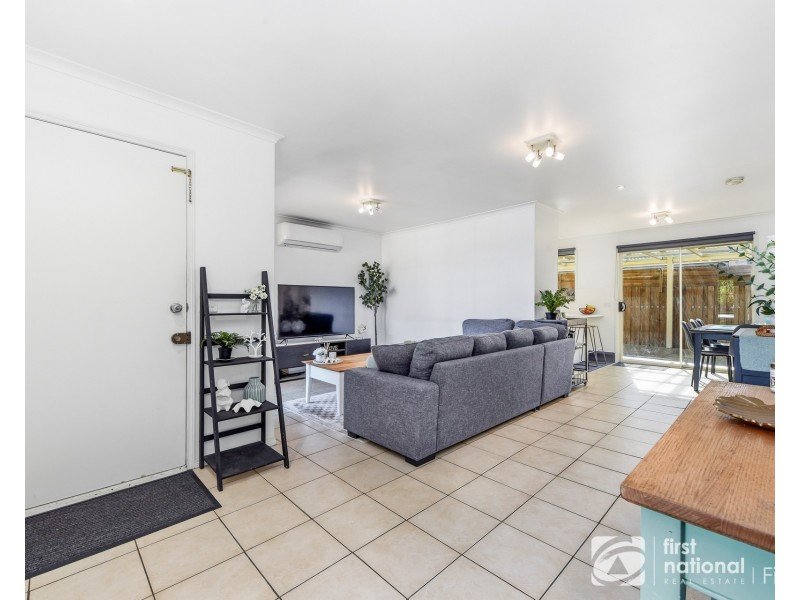 6 Taldra Place, Cranbourne West VIC 3977