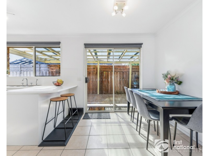 6 Taldra Place, Cranbourne West VIC 3977