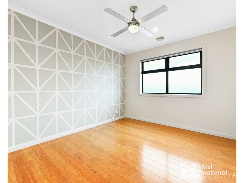 34. Brightstone Drive, Clyde North VIC 3978