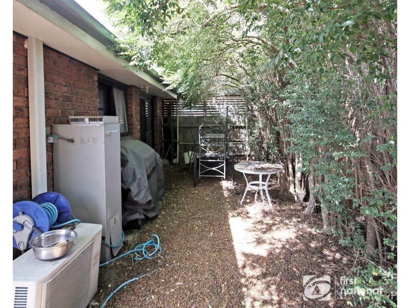 4/15 Tucker Street, Cranbourne VIC 3977